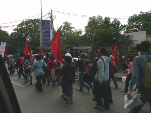 アジア各地で起こり始めたガソリ...