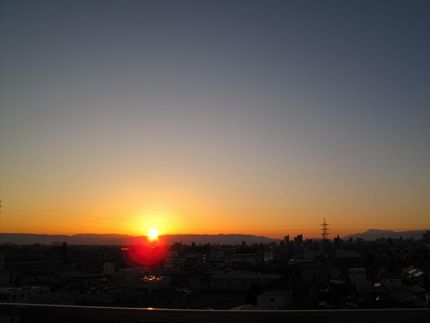 晩冬の夕日