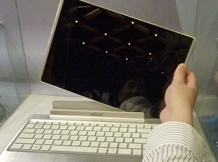 iPadの競合製品がASUSよ...