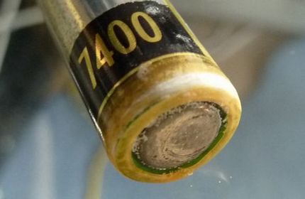 猛暑が継続、乾電池にご注意！