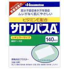 足にタトゥ