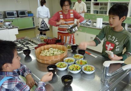 男子厨房に立つべし69（在日中...