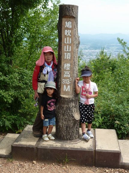 夏の低山ハイクは厳しい