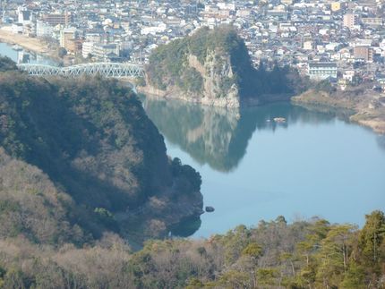 継鹿尾山からの風景