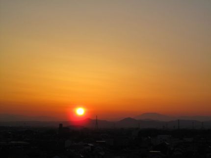今朝の日の出(2013.05....