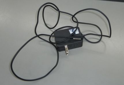 電源はマグネット方式でMaｃと...