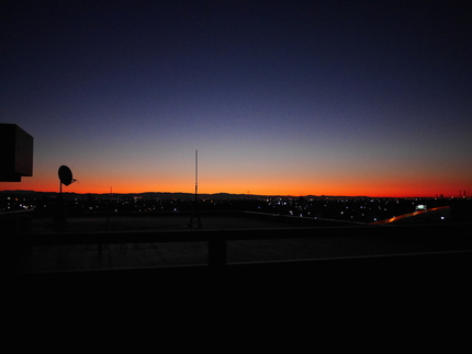 日の出前 GX7、14mm　S...