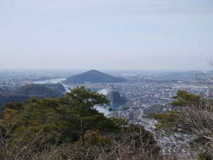 継鹿尾山トレッキング