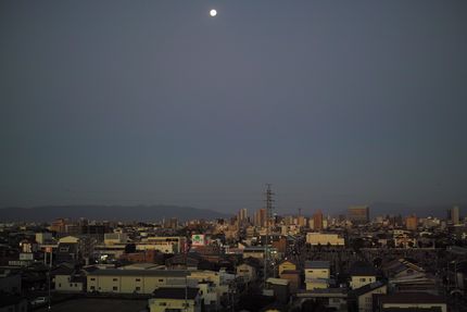 １０月２９日の日の出前の西の空...