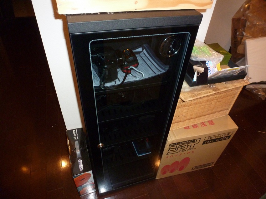 カメラ収納庫買い足し