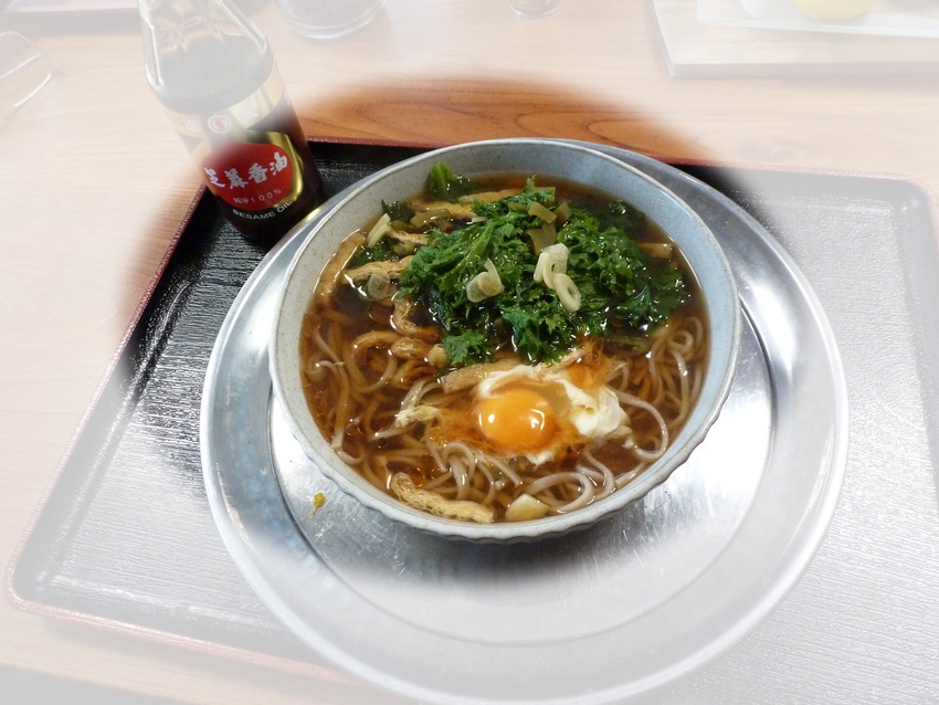 食べる前に台湾産のごま油を加え...