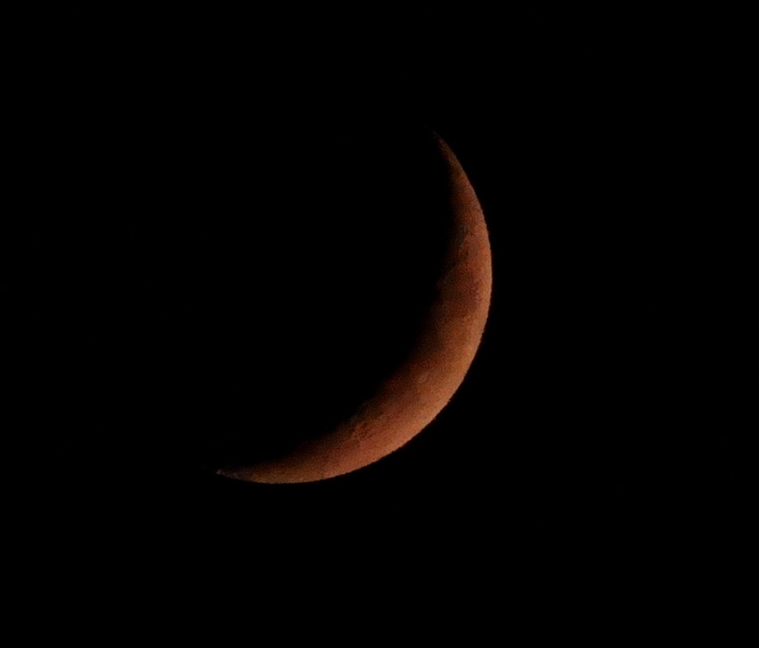 昨夜は赤い月（2019.08....