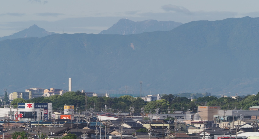 御在所と鎌