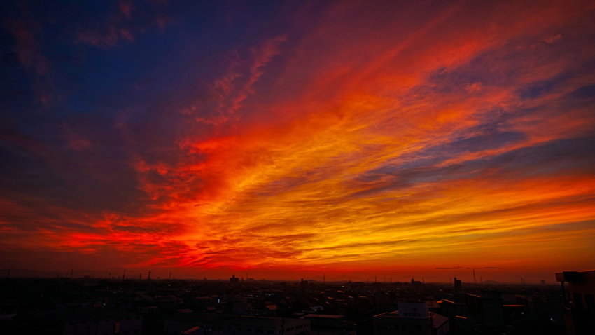 今日の夜明け前(2021.08...