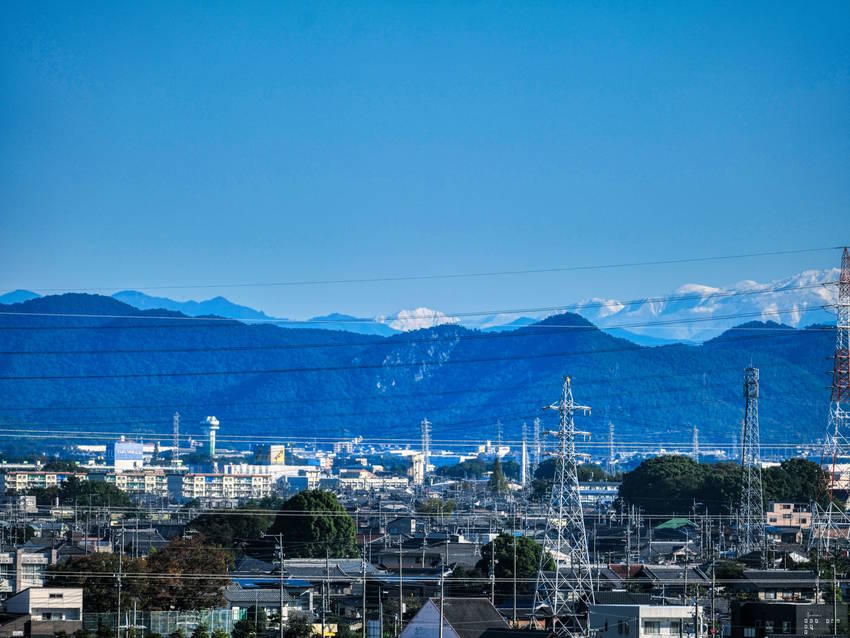 今日は穂高も見えます（2023...