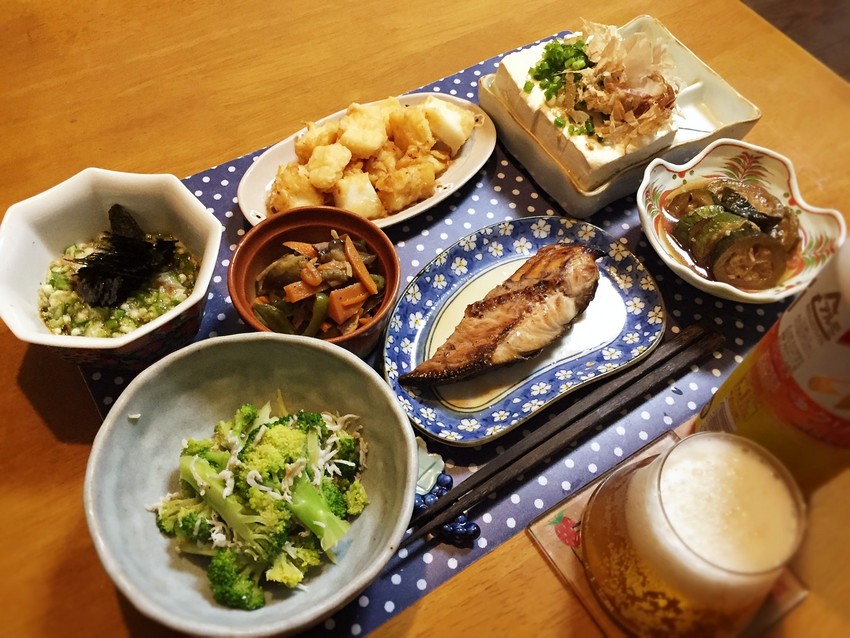 ブロッコリーのおひたしにシラス