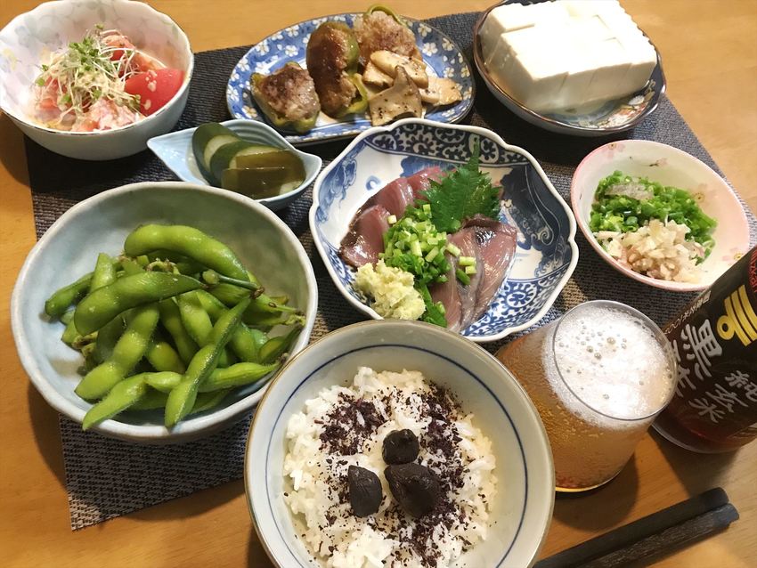 ピーマンの肉詰めとエリンギ炒め...