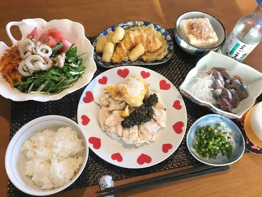 蒸し鶏のごま味噌だれと鰯の刺身...