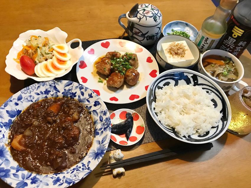 カレーと肉団子定食