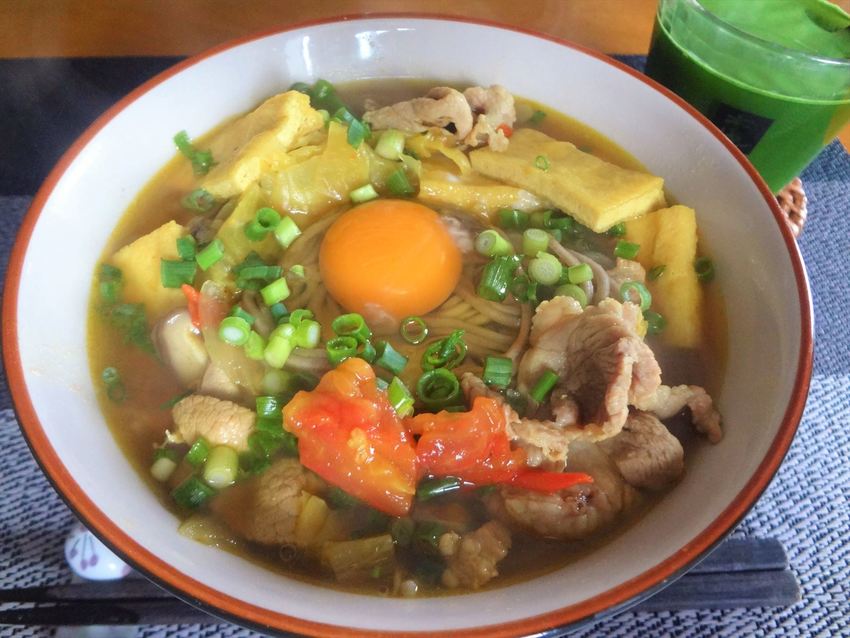 肉と玉子とトマトのトリプルトッ...