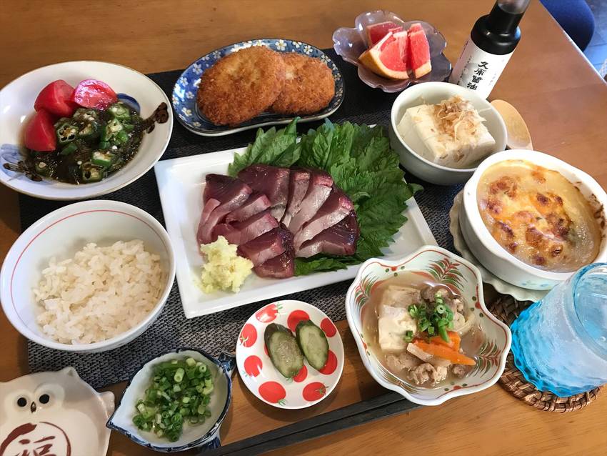 カツオの刺身