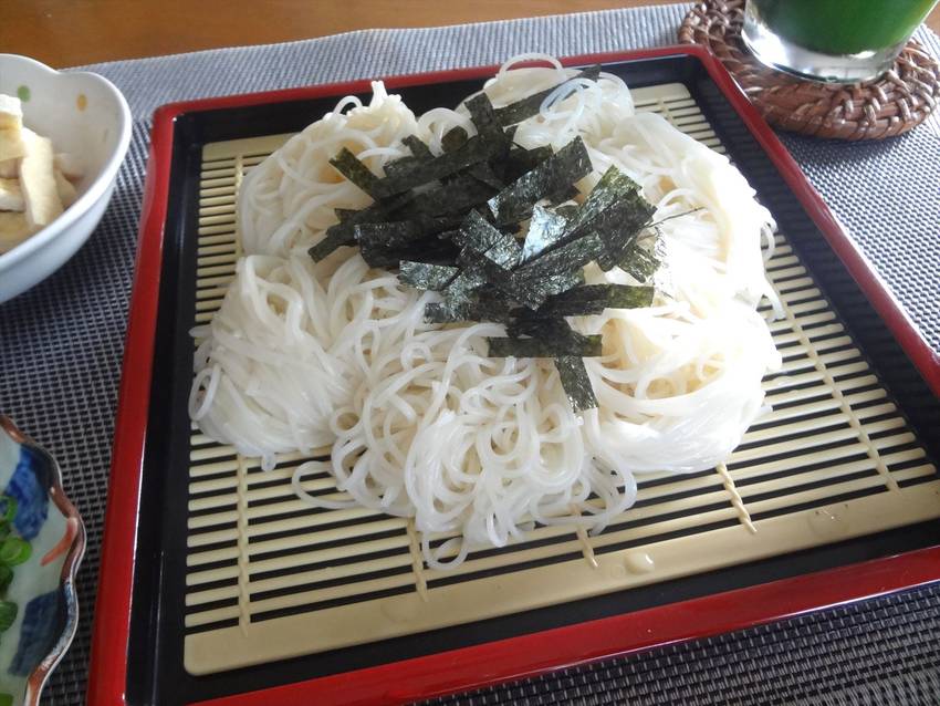 そうめんと秋の気配