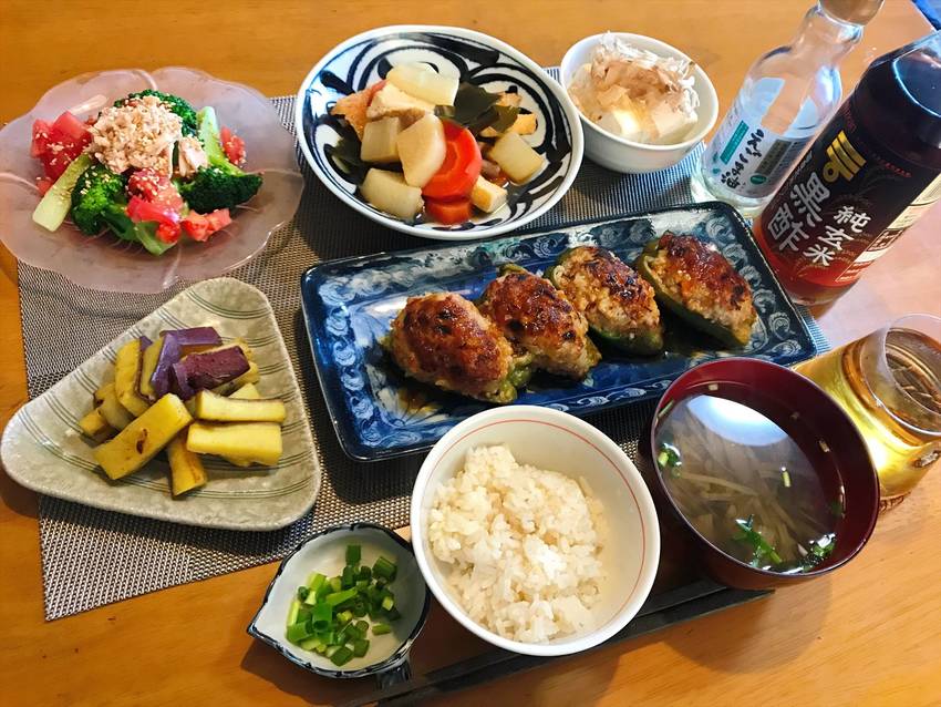 ピーマンの肉詰め