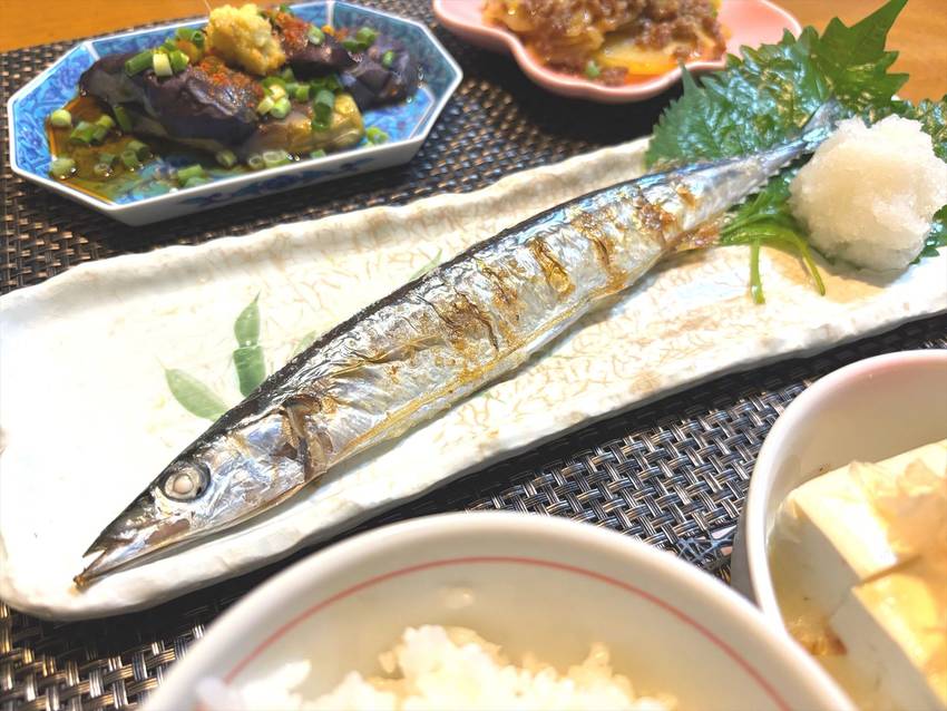 秋刀魚の塩焼き ｷﾀ━━━━(...