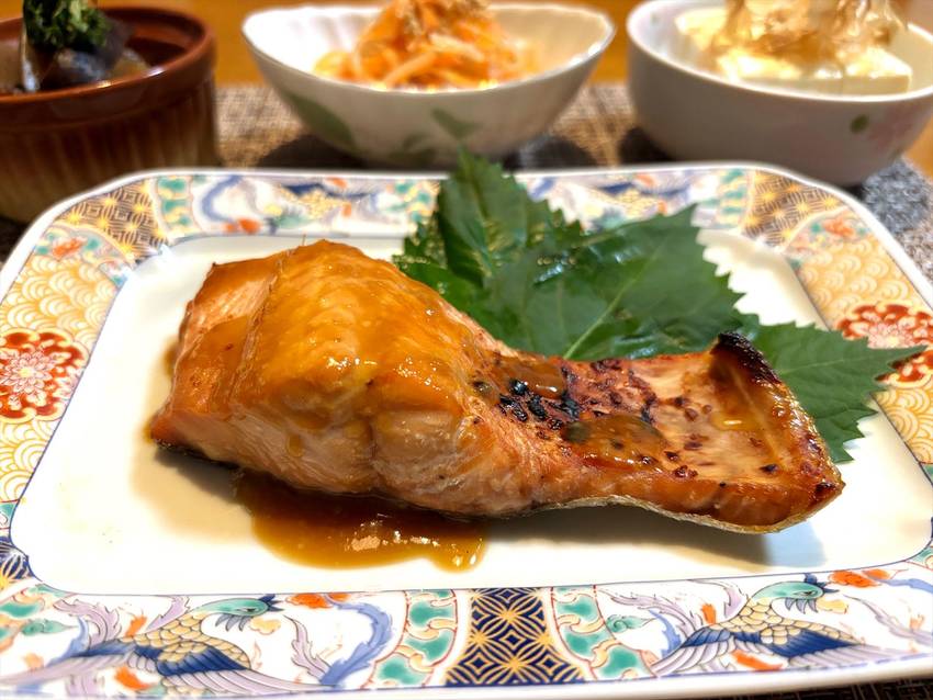 鮭の味噌焼き 【献立写真】 毎...