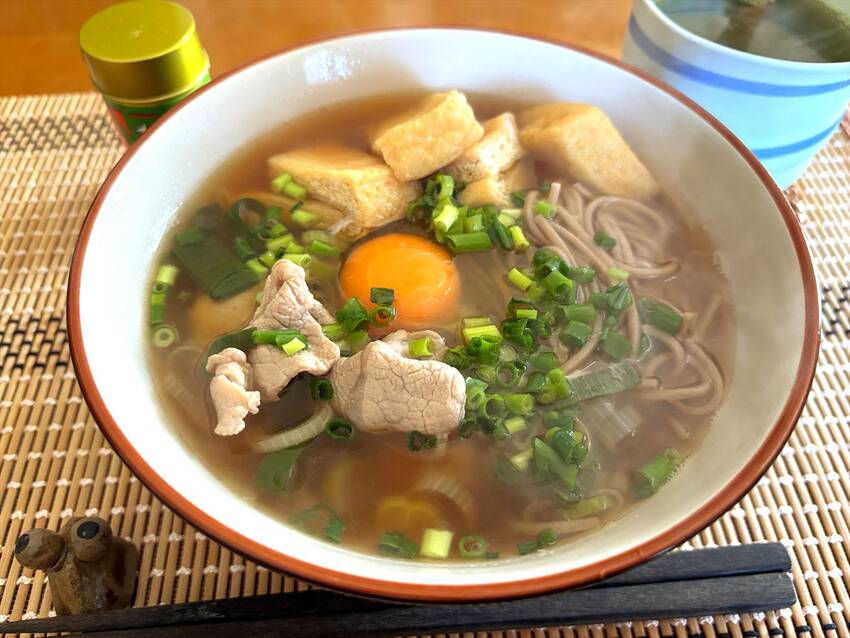 朝は肉蕎麦