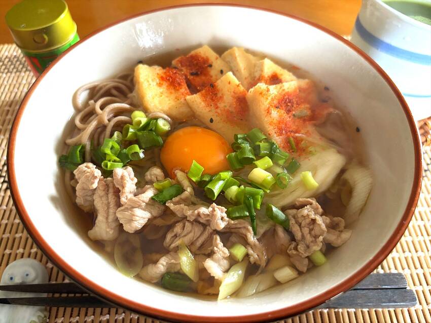 朝は肉蕎麦