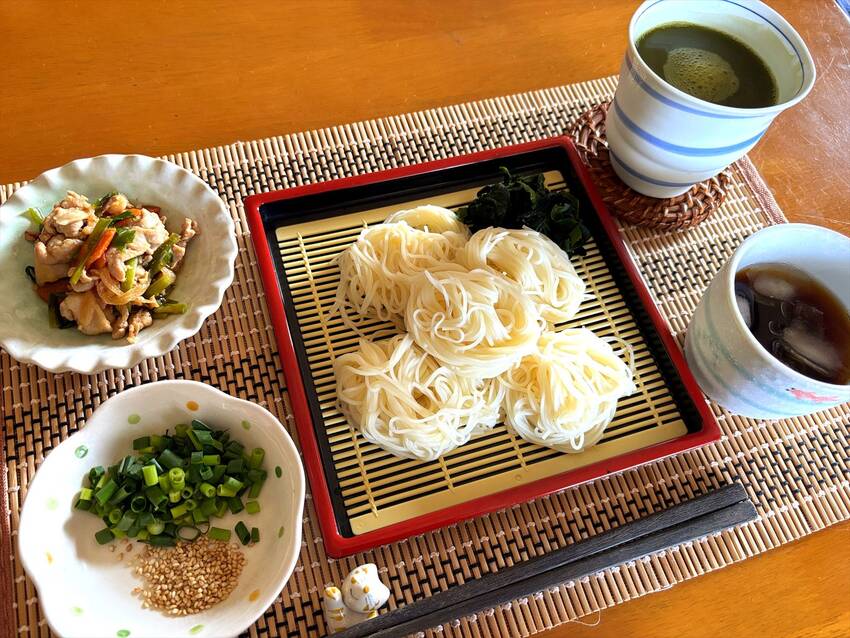 朝は素麺