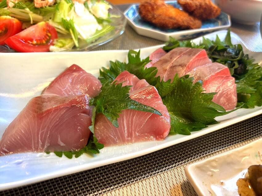 天然ブリの刺身 【献立写真】 ...