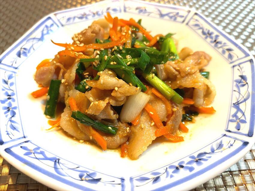 牛バラ肉とニラの中華炒め...