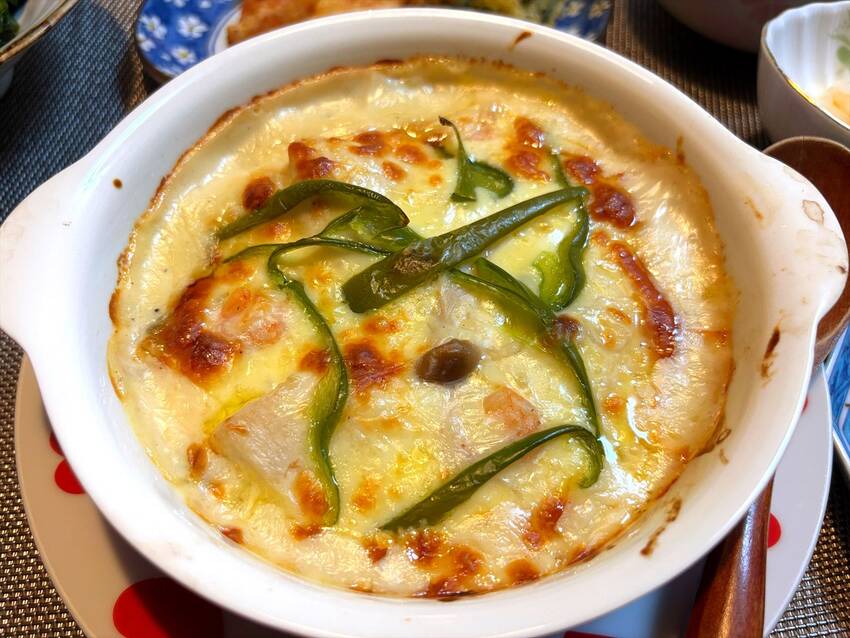 エビとチキンのチーズグラタン...