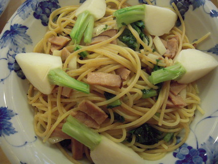 カブとハムのスパゲッティ♪