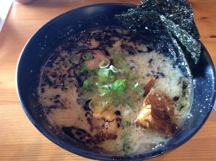 コッテリトンコツ。