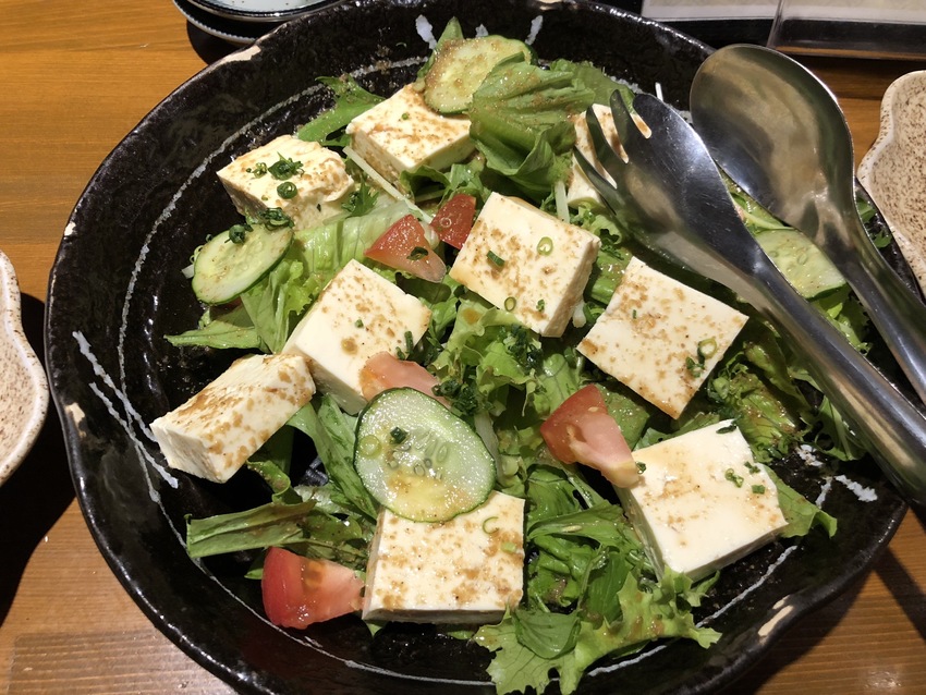豆腐サラダ