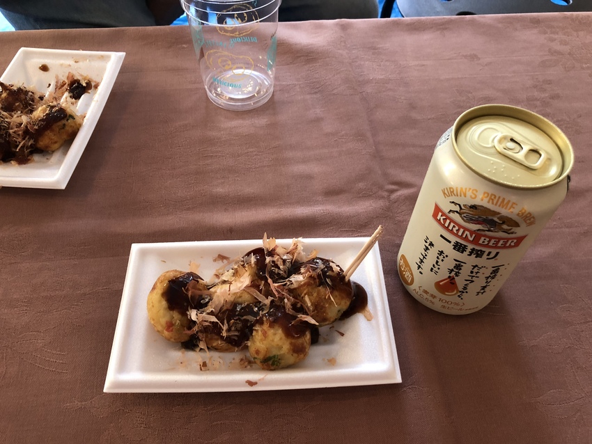 たこ焼きも一人一皿半食べました...