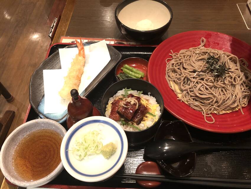 ウナトロ蕎麦定食　7/4/20...
