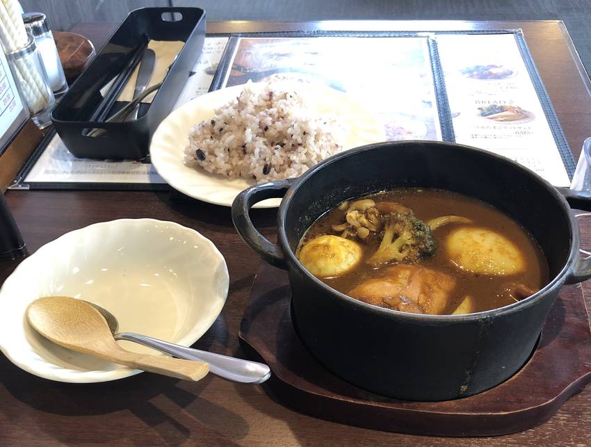 ほろっとチキンと野菜のスープカ...