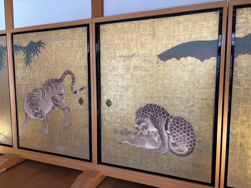 虎の絵 当時はメスの虎がヒョウ...