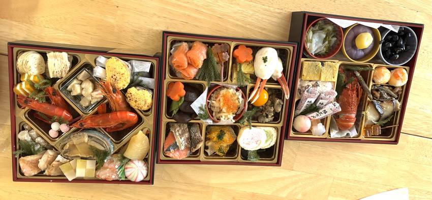 新年明けましておめでとうござい...