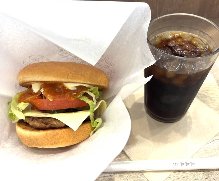 スパイシーモスタコスバーガー　...