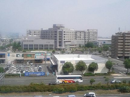 対面には