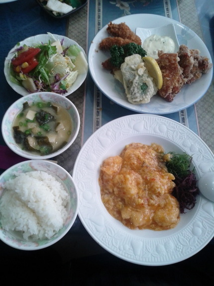 お昼はたつのこに