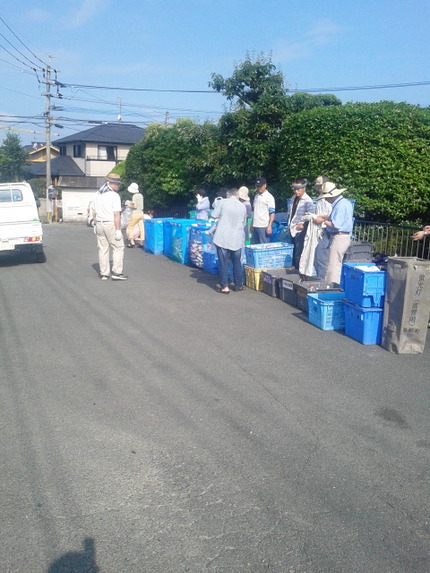 今日はリサイクルステーション...