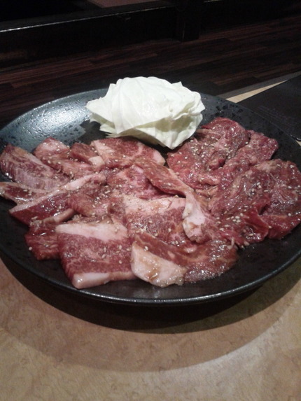 焼肉なのに