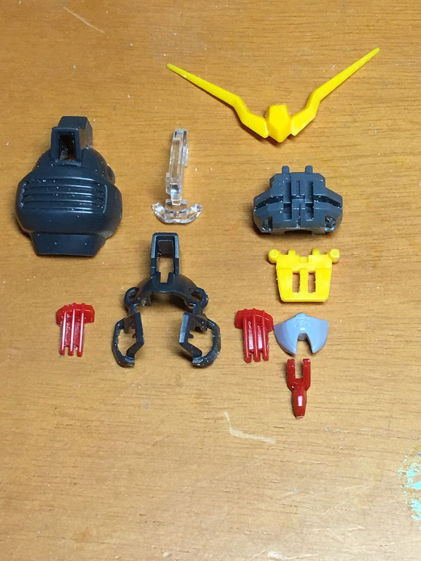 頭部ヘッドのパーツ構成です