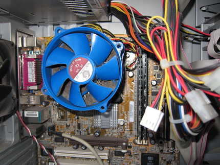これは今回清掃したＰＣの写真で...